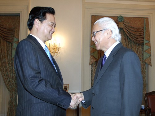 Outcome of Prime Minister Nguyen Tan Dung’s visit to Singapore  - ảnh 1